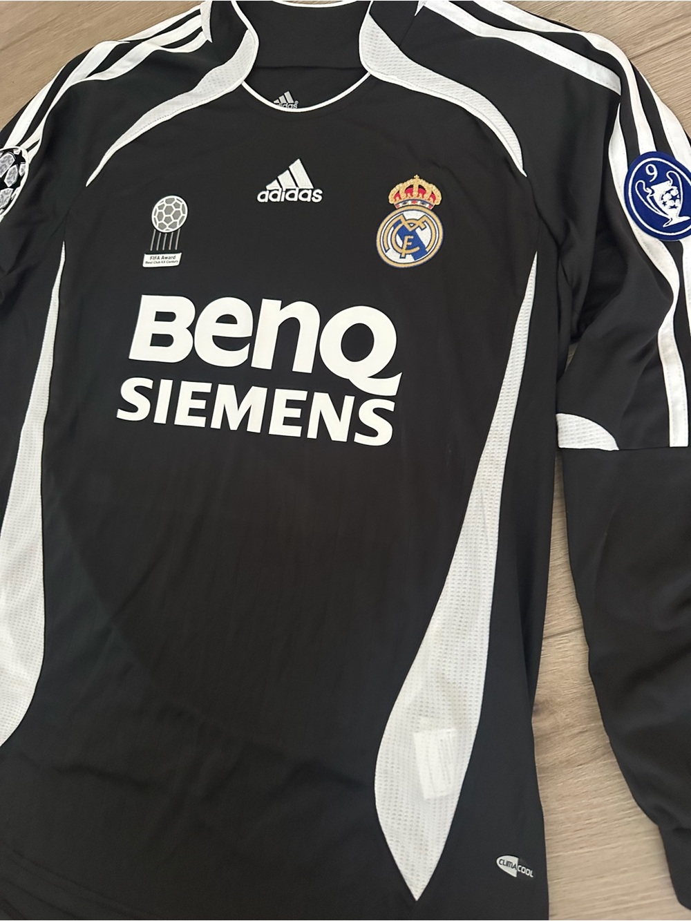 Real Madrid Beckham 2006/07 Black Long Sleeve Jersey Men - Picture 4 of 6